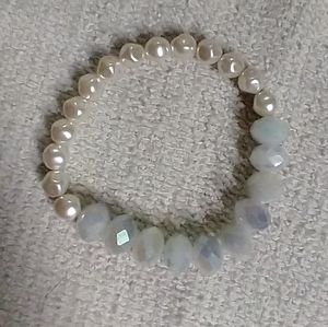 Faux pearl faceted Aurora borealis beaded stretch bracelet